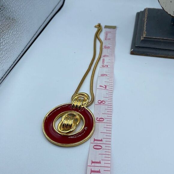 Vintage red enamel door knocker style necklace * - Picture 8 of 9